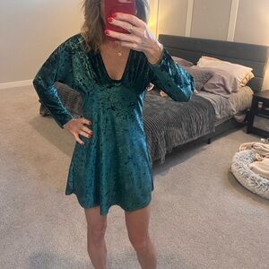 Elegant Green Velvet Dress